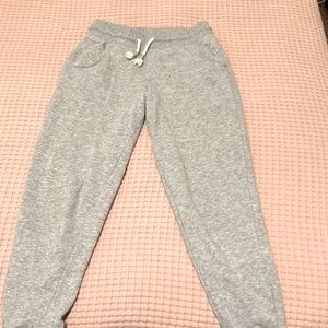 Comfy gray sweatpants!